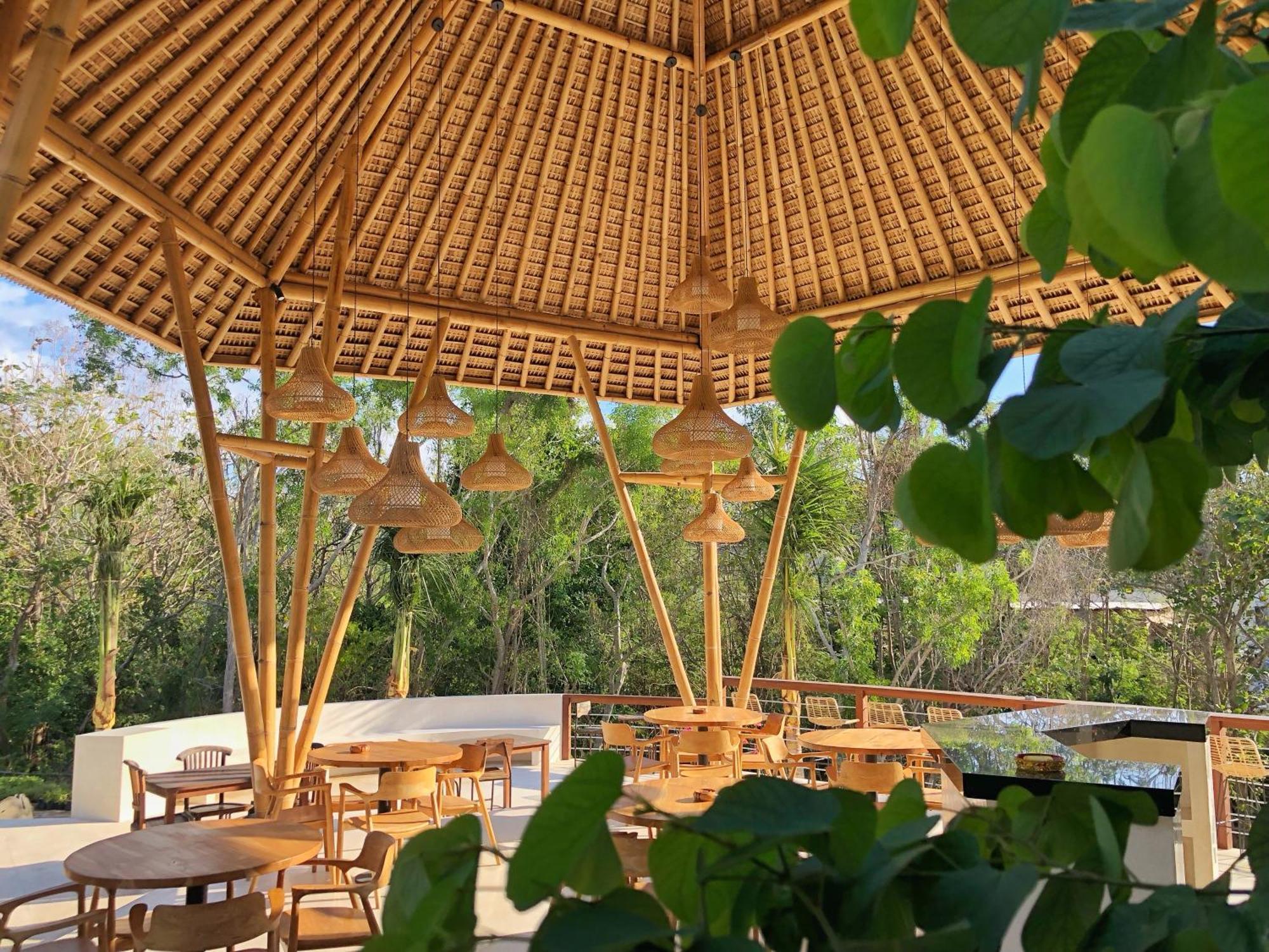 Tregge Surf Camp Uluwatu Ξενοδοχείο Εξωτερικό φωτογραφία