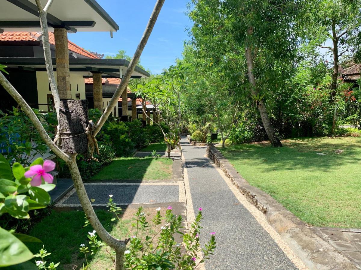 Tregge Surf Camp Uluwatu Ξενοδοχείο Εξωτερικό φωτογραφία